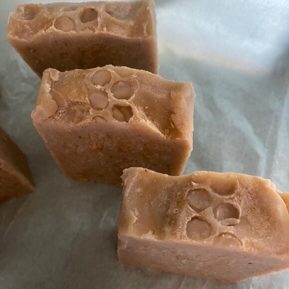Honey and Oatmeal (Sweet Bee) Handmade Cold Process Soap - Picture 4 of 6